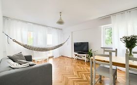 Chmielna Hammock Apartment